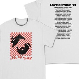 Official Harry Styles Love On Tour 2021 tee